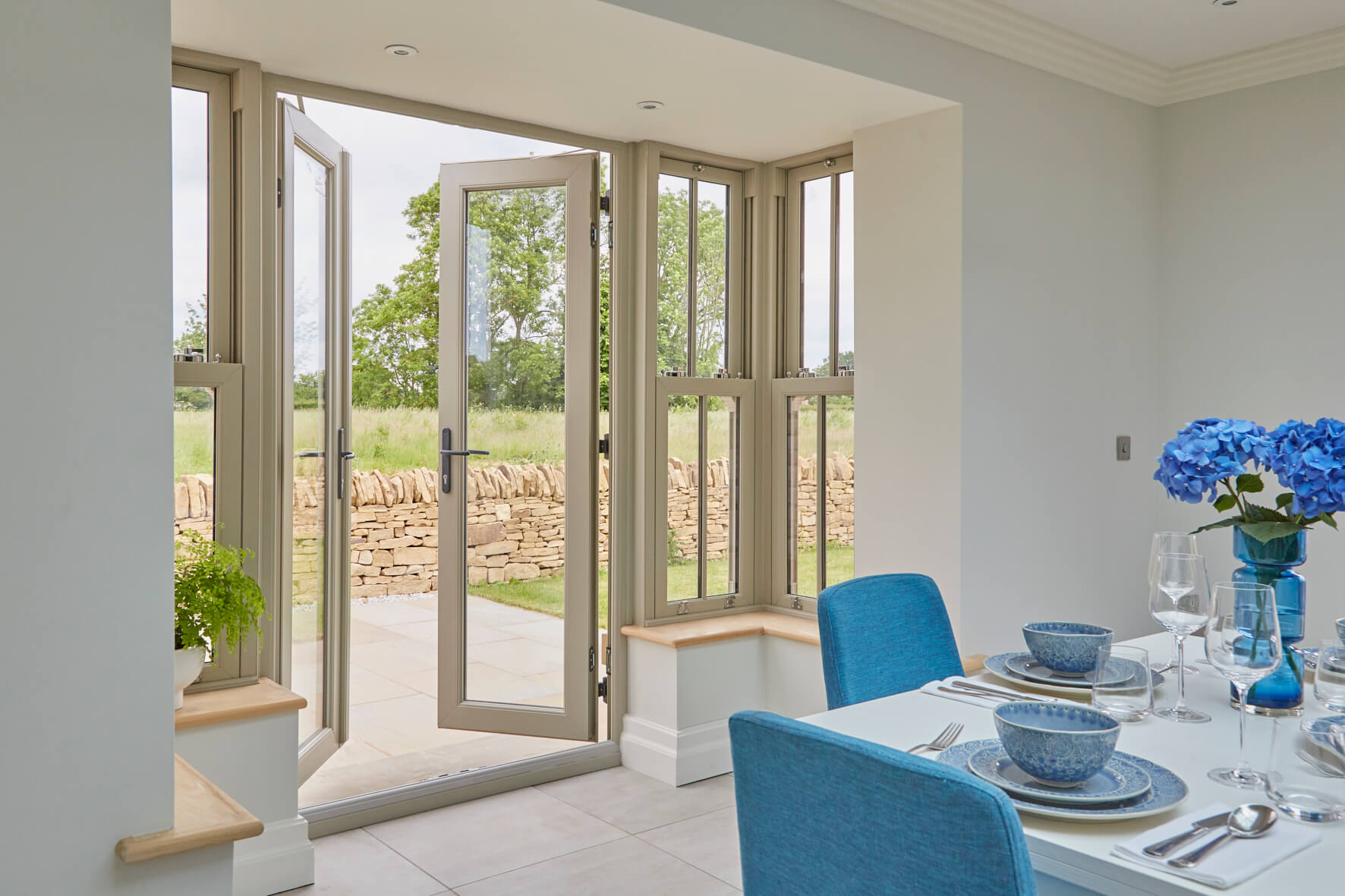 French doors Worcester with dining table