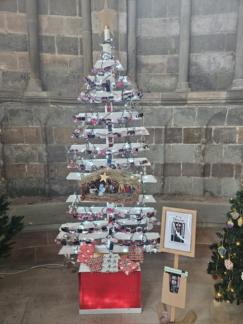 Glassier – Our Recycled Christmas Tree’s